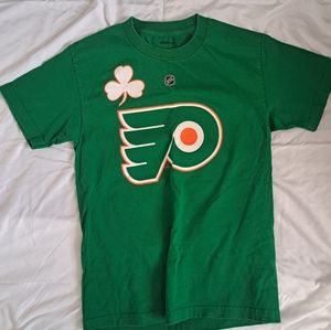 Reebok Philadelphia Flyers T shirt. Good Condition. Size Small.